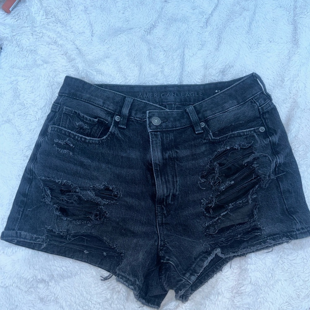 american eagle black crossover denim shorts